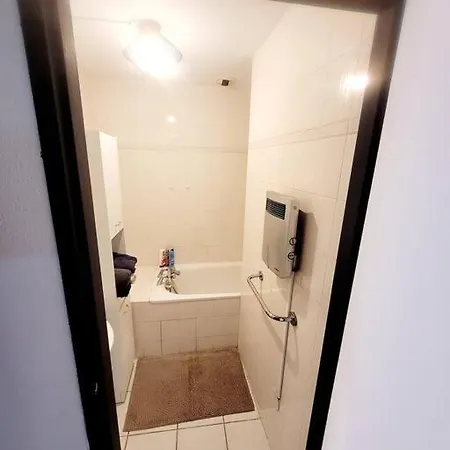 2 Centre Au Calme Apartment *